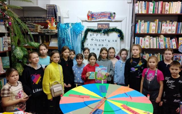 НОВОГОДНЕЕ И РОЖДЕСТВЕНСКОЕ ПОЛЕ - ЧУДЕС