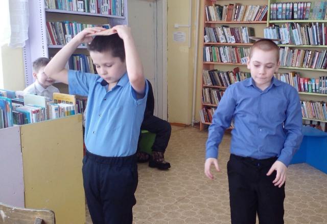 Масленица идет, за собой весну ведет